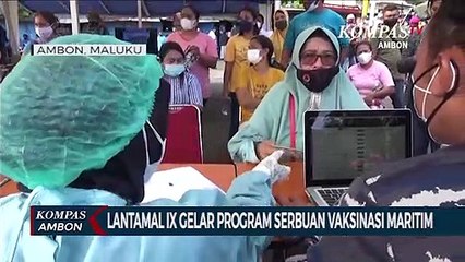 Warga Galala Antusias Ikut Serbuan Vaksinasi Maritim