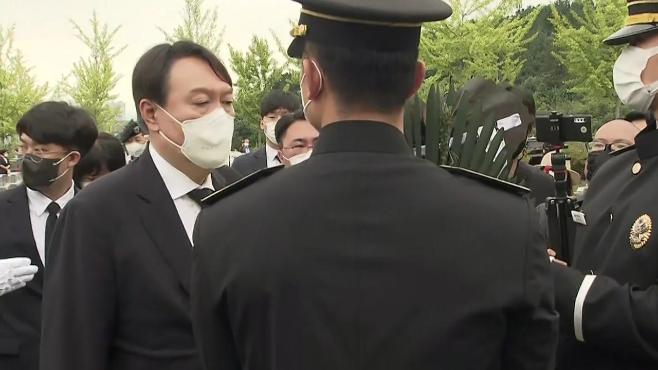 [뉴스큐] 보폭 넓히는 윤석열...여야, 이재명 '바지발언' 난타 / YTN