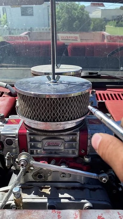 Hands Free Wing Nut Removal