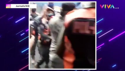 Pedagang Tanah Abang Terlibat Baku Hantam dengan Petugas