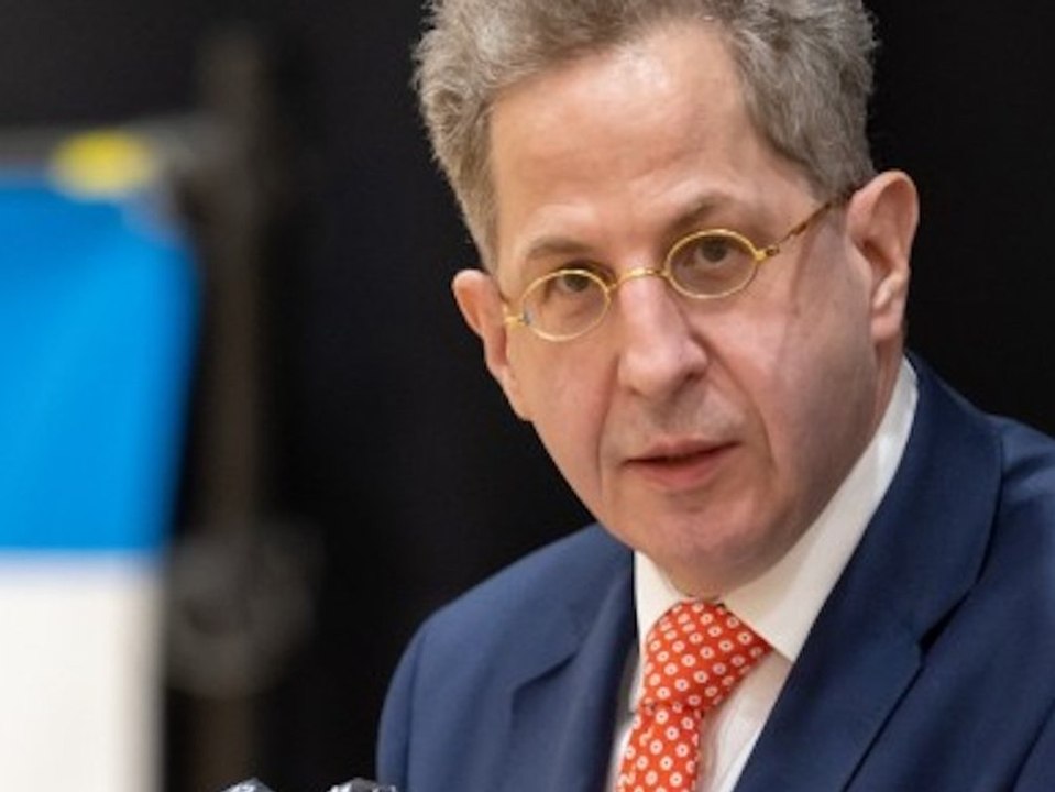 Nach 'Frontalangriff auf Pressefreiheit': Maaßen soll zurücktreten