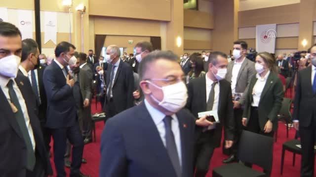 Oktay: (Suriyeli sığınmacılara yönelik destekler) Bu dokunmanın geciktiği her gün geç kalınmış bir süreyi ifade eder