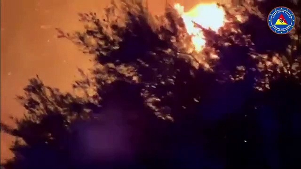 Incendi, Alfano (Protezione Civile): "In Sicilia è maxi emergenza, scongiurare il peggio"