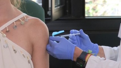 Madrid abre la autocita para vacunar a jóvenes de 30 a 35 años y a Erasmus