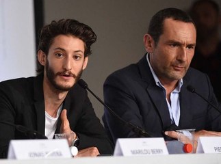 Gros craquage de Pierre Niney et Gilles Lellouche en plein direct sur BFMTV...
