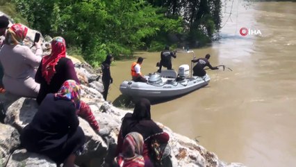 Helallik istedikten sonra nehirde kaybolan gence ait yeni görüntüler ortaya çıktı