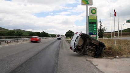 MANİSA - Trafik kazası güvenlik kamerasına yansıdı