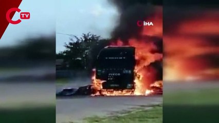 Saman balyası yüklü tır cayır cayır yandı