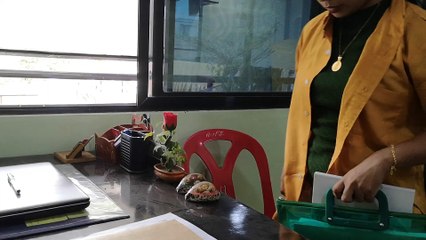 How to say sorry to your boss when you're late