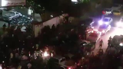 İran'da elektrik kesintileri protesto edildi