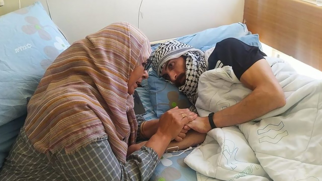 أسرى فلسطينيون يواصلون إضرابهم عن الطعام