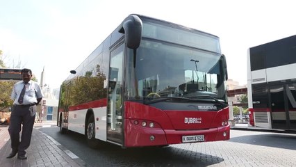 تعرف إلى سلسلة فحوصات السلامة التي تخضع لها حافلات دبي يومياً