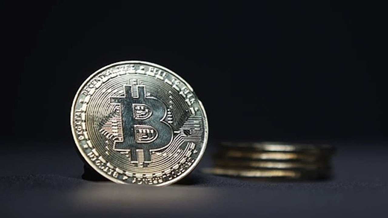 China aperta o cerco contra criptomoedas
