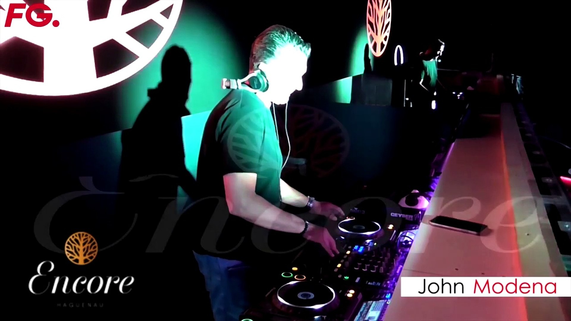 JOHN MODENA | FG CLOUD PARTY | LIVE DJ MIX | RADIO FG - Vidéo Dailymotion