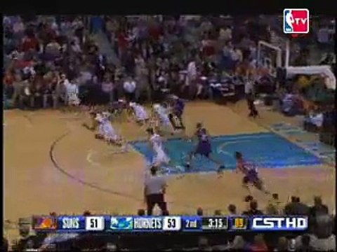 Tyson Chandler Dunk over Amare Stoudemire to deliver the ham