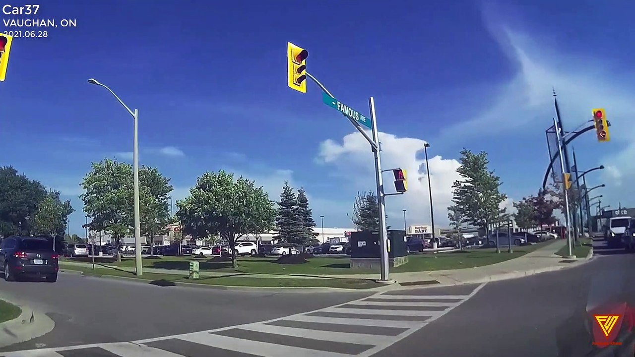 Close call with Cadillac at Costco 2021.06.28 — VAUGHAN, ON