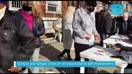 Quejas por largas colas en el vacunatorio del Hipódromo
