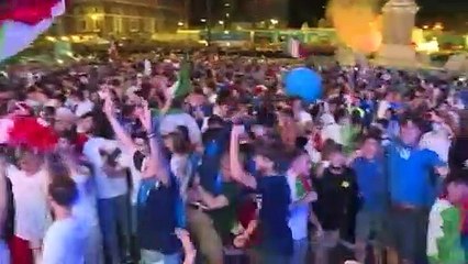 Euro 2020: Ξέφρενοι πανηγυρισμοί για τη νίκη της Ιταλίας