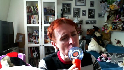 Wiwi égratigne "right back"