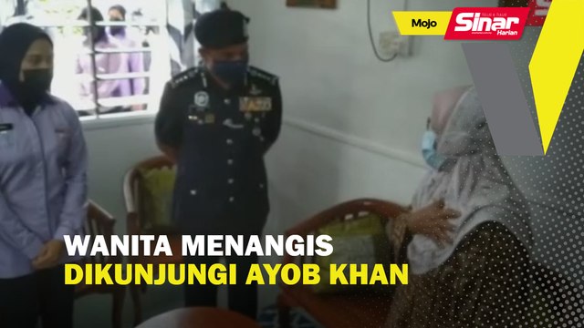 Wanita menangis dikunjungi Ayob Khan