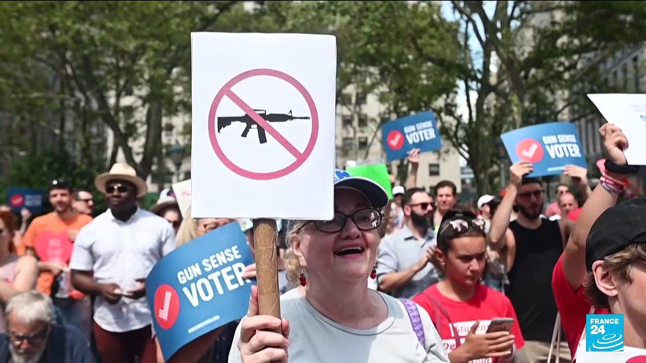 Armes à feu dans l'État de New York : des mesures d'urgence pour limiter les armes à feu