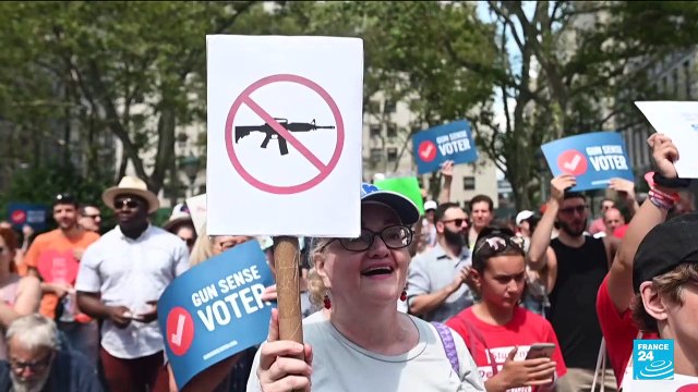 Armes à feu dans l'État de New York : des mesures d'urgence pour limiter les armes à feu