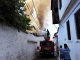 Menteşe'de korkutan çatı yangını