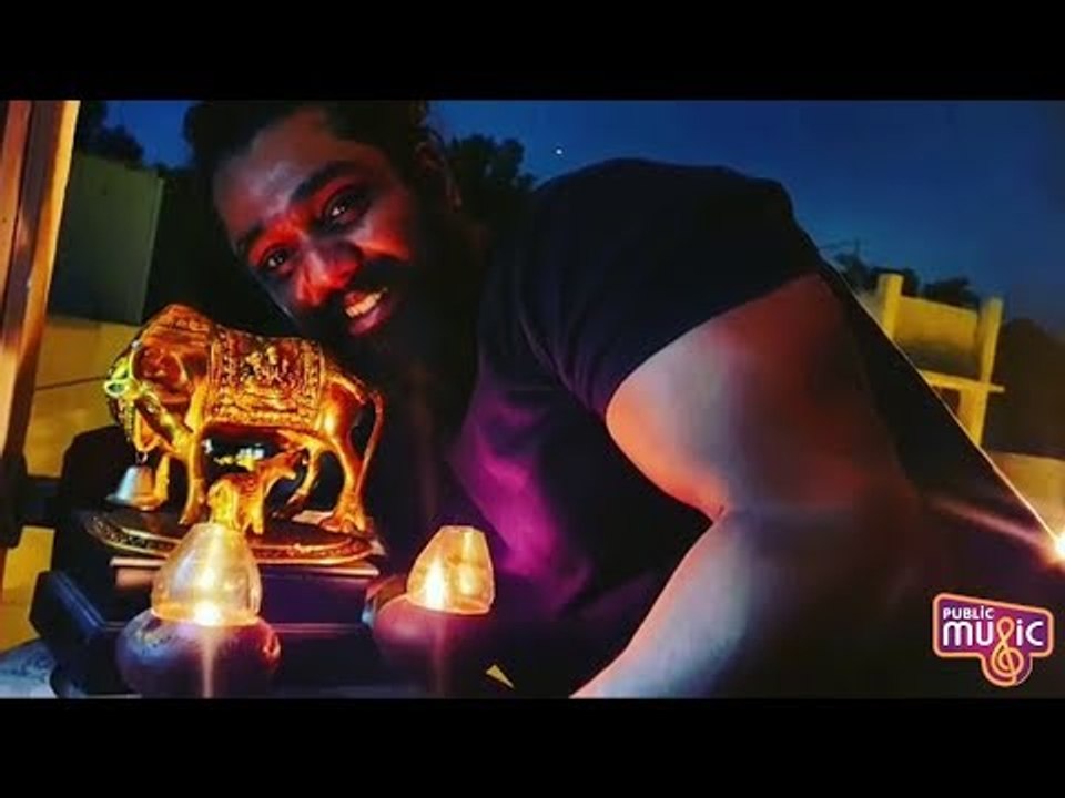 Dhruva Sarja, Chiranjeevi Sarja & Arjun Sarja Light Candles, Lamps | Public Music
