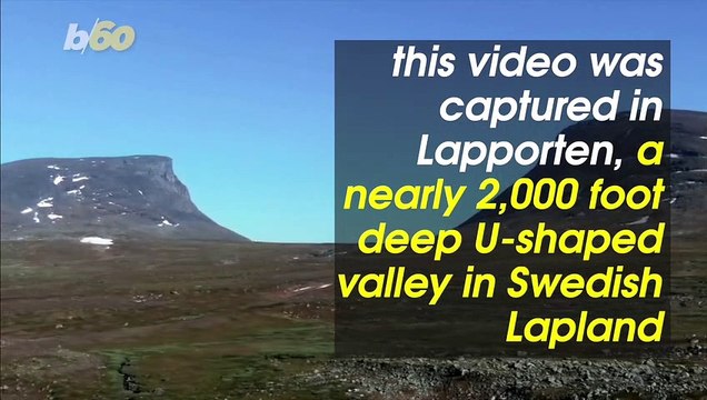 Must See! Daredevils Set World Record by Slacklining More Than a Mile Over Canyon