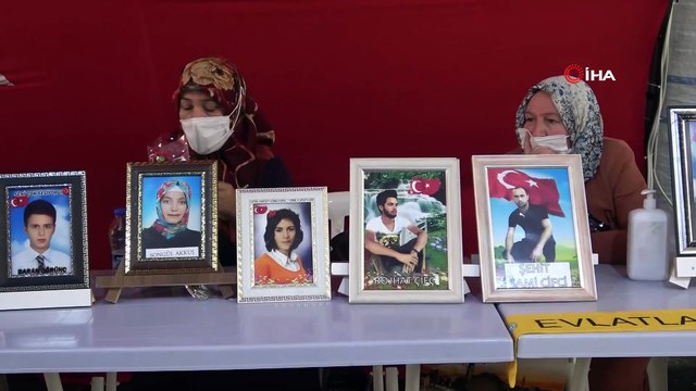 İçişleri Bakanı Süleyman Soylu evlat nöbetindeki ailelerle görüştü