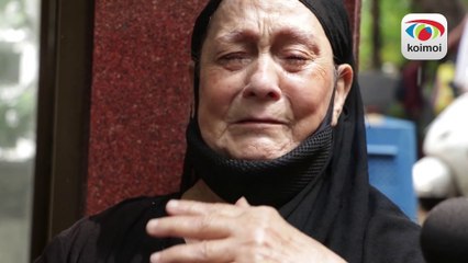 Dilip Kumar Passes Away: Body Being Taken Home | Fans Cry Outside Hospital