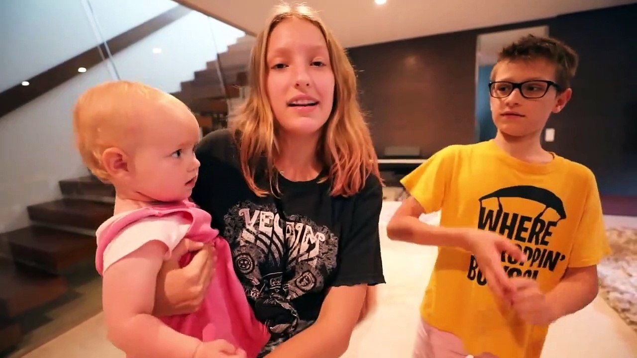 Baby Aria Morning Routine SIS vs BRO video Dailymotion