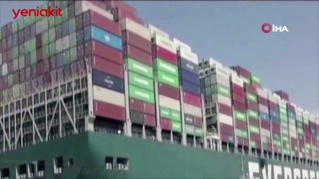 Süveyş Kanalı'nı tıkamıştı! 'Ever Given' isimli dev gemi kanaldan ayrılıyor