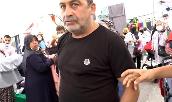Pazarcılardan İHA muhabirine çirkin saldırı