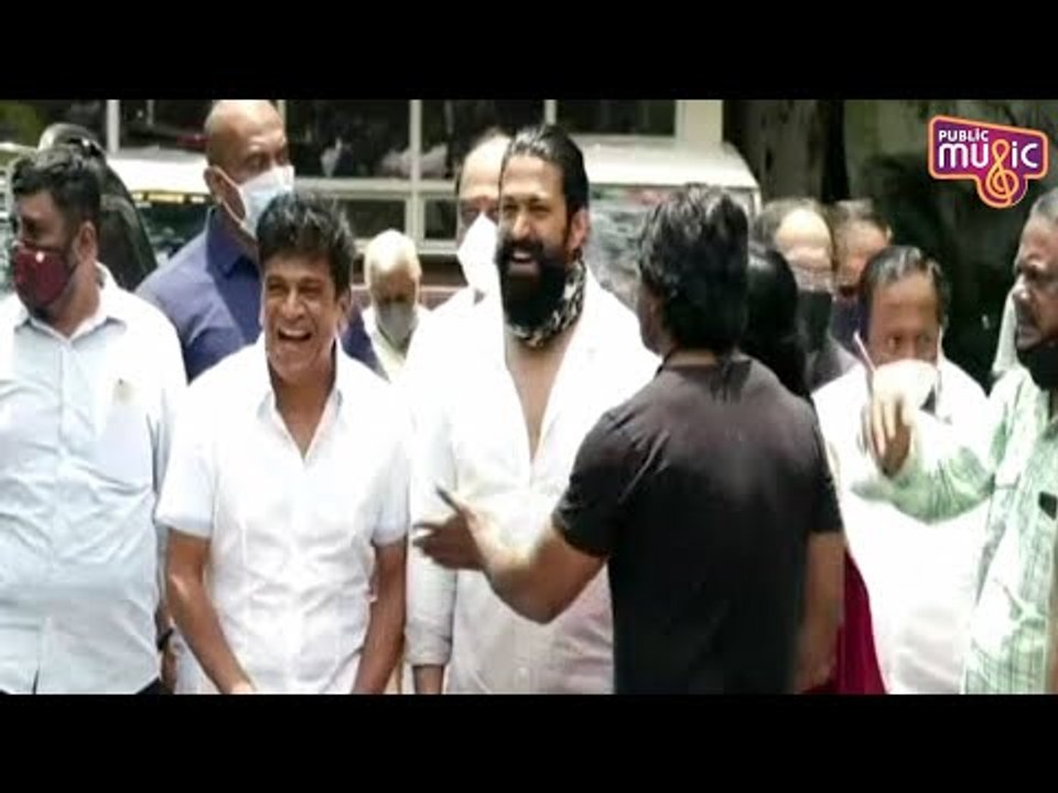 Shivarajkumar, Rocking Star Yash, Duniya Vijay, Tara and Others Meet CM Yediyurappa