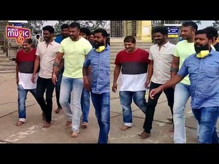 Challenging Star Darshan Visits Chamundi Hills With Chikkanna