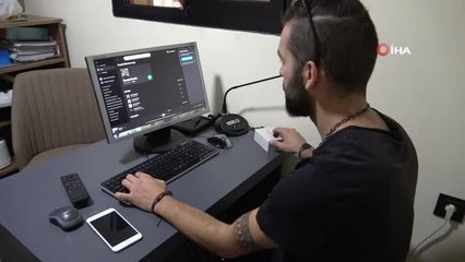 Ispartalı genç, hobi olarak seslendirdiği şarkı için Ukrayna'da klip çekti