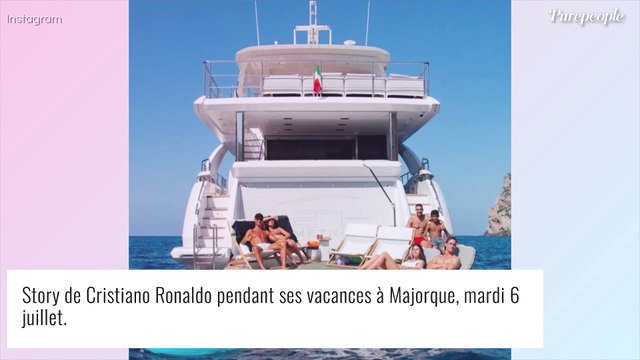 Cristiano Ronaldo : Abdos bronzés et farniente avec Georgina Rodriguez et les enfants