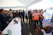 Cumhurbaşkanı Yardımcısı Oktay, KKTC'deki Kuzey Çevre Yolu'nda incelemelerde bulundu
