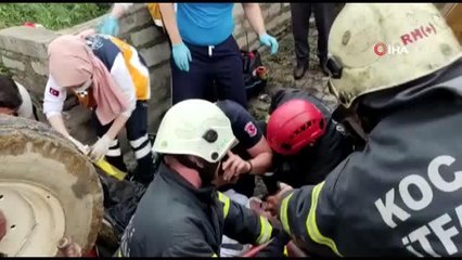 Traktör devrilince sürücü altında sıkıştı