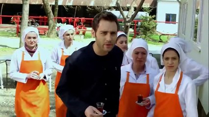 El Pañuelo Rojo - Capitulo 64 - Español Latino