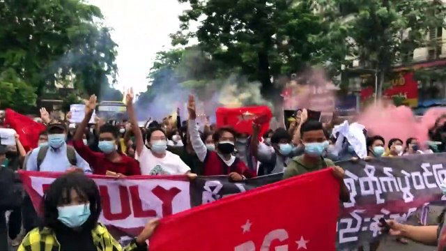 تظاهرات في بورما في ذكرى احتجاجات 1962 ضد المجموعة العسكرية الحاكمة الأولى