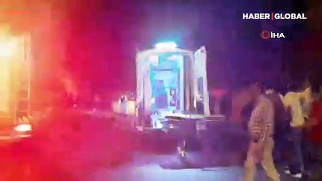 Çorum'da kaza yaptıktan sonra yanan araçtan saniyelerle kurtuldular