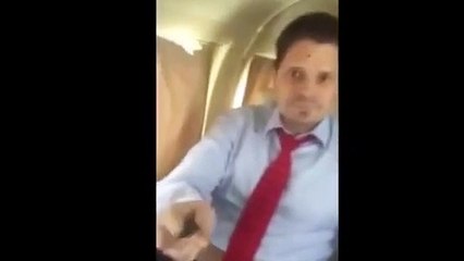 Kuşlar uçağı kan gölüne çevirdi