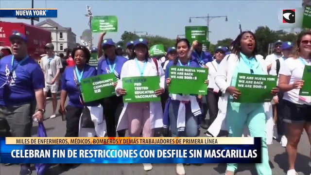 Nueva York celebra el fin de las restricciones con un desfile sin mascarillas