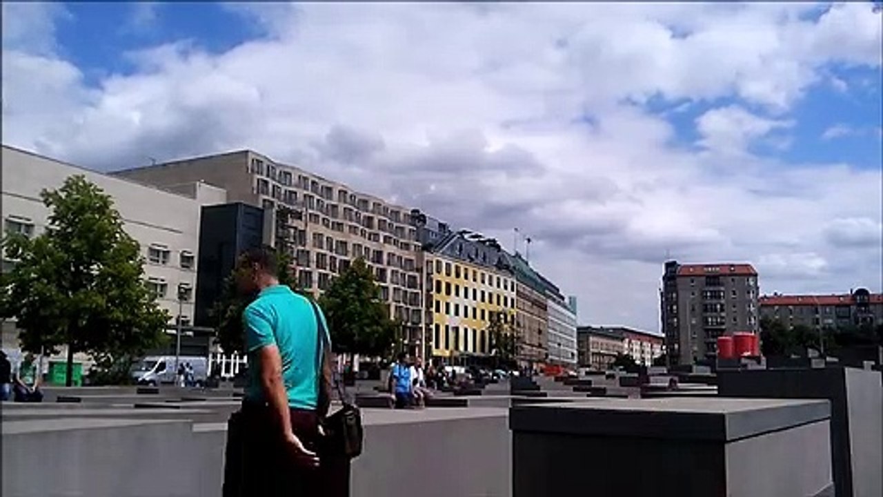 BERLIN GERMANY/BERLIN DEUTSCHLAND/BERLÍN ALEMANIA/BERLIN ALLEMAGNE/ 柏林德国 (TIMELAPSE)