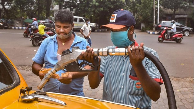 Petrol, Diesel, CNG, PNG gets costlier in Delhi