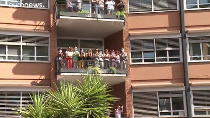 Raffaella Carrà: l'Italia piange l'umanità della "donna normale"