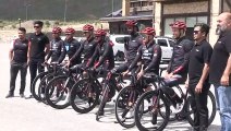 KAYSERİ - Malezyalı bisikletçiler yüksek irtifa kampı için Everest yerine Erciyes'i tercih ediyor