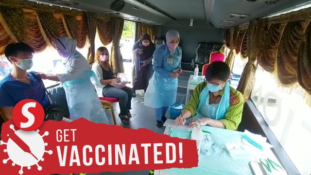 Vaccination bus brings Covid-19 jabs to Tupong villagers in S'wak